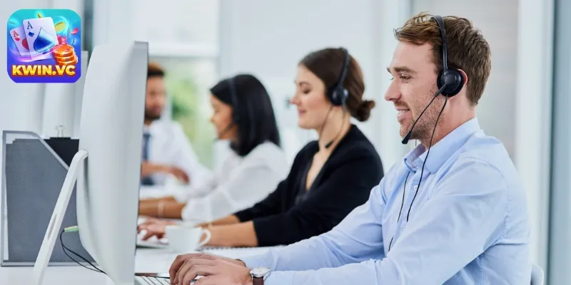 Đội ngũ hỗ trợ cổng game uy tín giải đáp thắc mắc tức thì