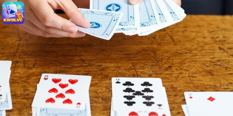 Tìm hiểu cấu trúc của một ván Solitaire là như thế nào